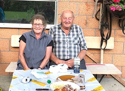 Mina und Arthur verwöhnten die Gästeschar!