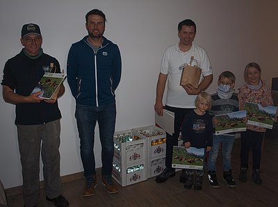 Gemeinsam schafft man mehr - die beiden Geschäftspartner und Freunde organisierten auch eine vorzügliche Verpflegung!