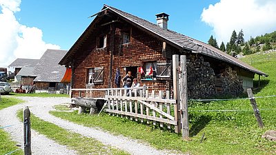 Bereits den 17. Sommer verbringt Bruno Riebli auf der Schwendelialp!