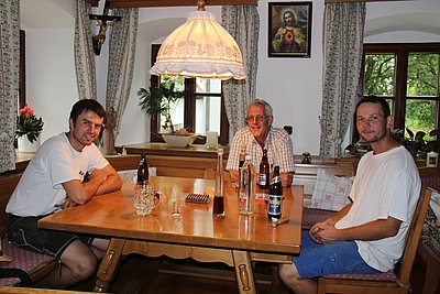 Freundschaften müssen gepflegt werden! Bei einem Besuch im Mühlviertel kommt man am Hof von Markus Gahleitner nicht vorbei!