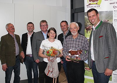 Michael Schipflinger wurde für seinen langjährigen, verlässlichen Einsatz für die Bauern gewürdigt!