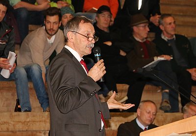 Einer, dem man zuhören kann! EU-Beamter Dr. Peter Kaltenegger überzeugte mit einem guten Referat!