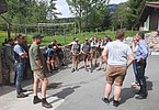 Das Gauder Fest noch ein wenig in Kopf und Beinen...;) - Roland Dödlinger freut sich über die Ankunft der Truppe am Kandlerhof in Fieberbrunn!