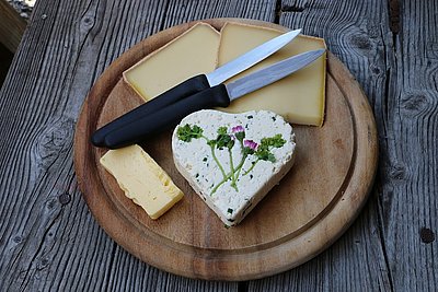 Genuss für Leib und Seele - die Kasjause von Marianne Steger auf der Jaidbachalm!