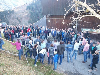 Die letzte Station und immer noch Hochbetrieb! Josef Berger heißt am Grubhof willkommen!