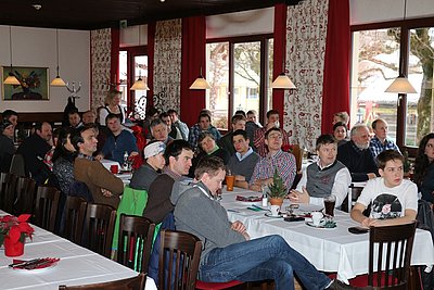 Die gut besuchte Jahreshauptversammlung zeugt vom Interesse an der Jungzüchterarbeit!