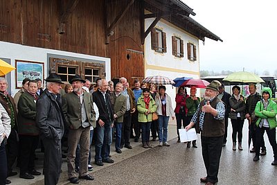 Hans Gimpl freut sich über den kollegialen Besuch!