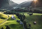 Seit kurzem Reich und Heimat von Martin Kriegner, der sich mit dem schönen Bergbauernbetrieb auf 1.200 m einen Lebenstraum erfüllte!