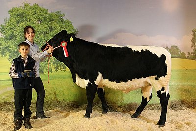 Gesamtreservesiegerin VRONI (V.Credo) mit Matthias und Melanie Schnitzer, Feldkirchen
