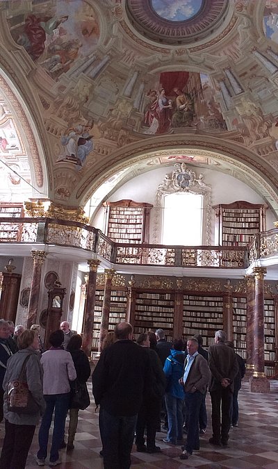 Stiftsbibliothek Schlierbach - nicht nur geistig, sondern vor allem optisch ein Genuss!