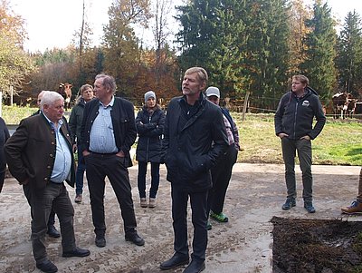 Josef Abinger auf seinem Ochsenmastbetrieb