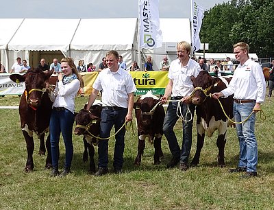 Pinzgauer-Kollektion von Familie Brockmann bei der Tarmstedter Messe 2015