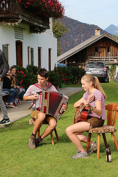 Die Familie weiß auch zu unterhalten!