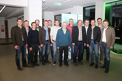 Der neu- bzw. wiedergewählte Vorstand mit Obmann Roland Dödlinger und GF Thomas Edenhauser